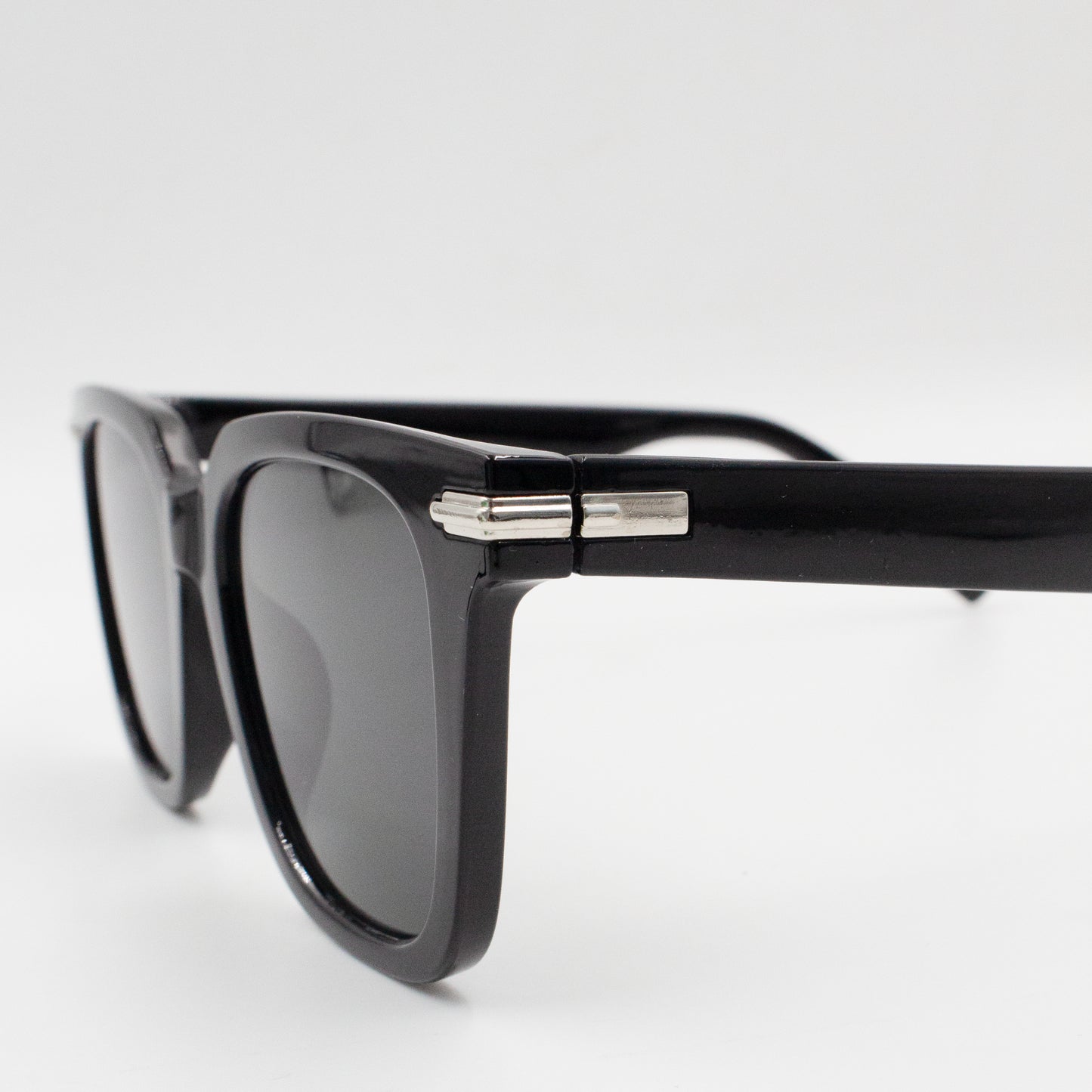 SIMPLE SQUARE SUNGLASSES (BLACK)